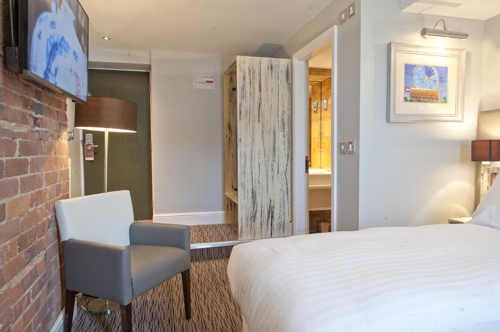 The Red Lion Wetherspoon Doncaster Chambre photo