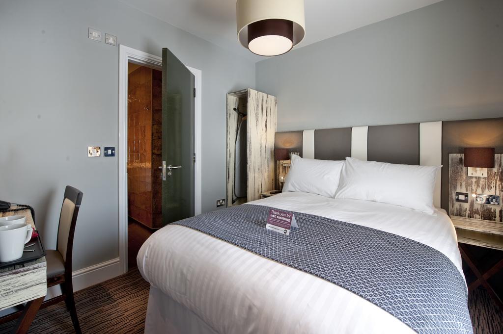 The Red Lion Wetherspoon Doncaster Chambre photo